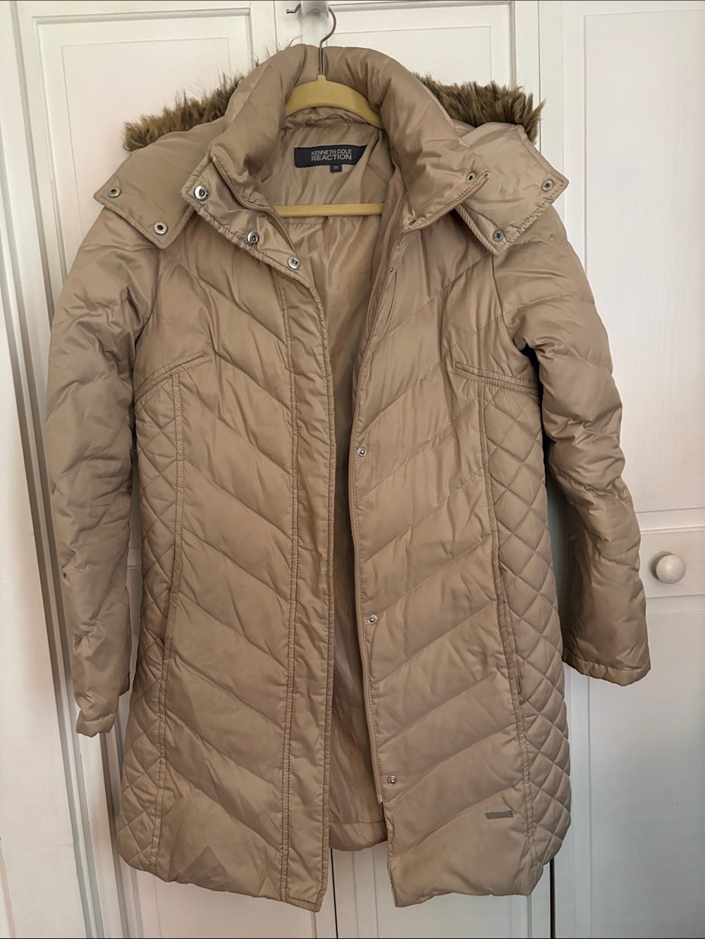 Kenneth Cole Light Beige Quilted Puffer Coat with Faux Fur Trim Hood